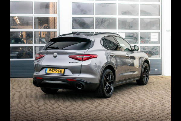 Alfa Romeo Stelvio 2.0 T AWD B-Tech | Schuif/Kanteldak | Convenience Pack | Handsfree A-Klep | Driver Assist. Pack | Dashboard Leder