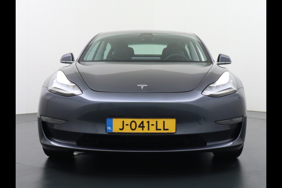 Tesla Model 3 Long Range 2020 75kWh 463PK Full Self Driving Computer Telefoon-Sleutel Premium Audio 4wd  18" Lmv AutoPilot Panoramadak Camera' Stoel en achterbank verwarming Keyless Electr.Stoelen+Memory+Easy-Entry WiFi Origineel Nederlandse auto Grootste accu, Tot 16,5kwh thuis laden.