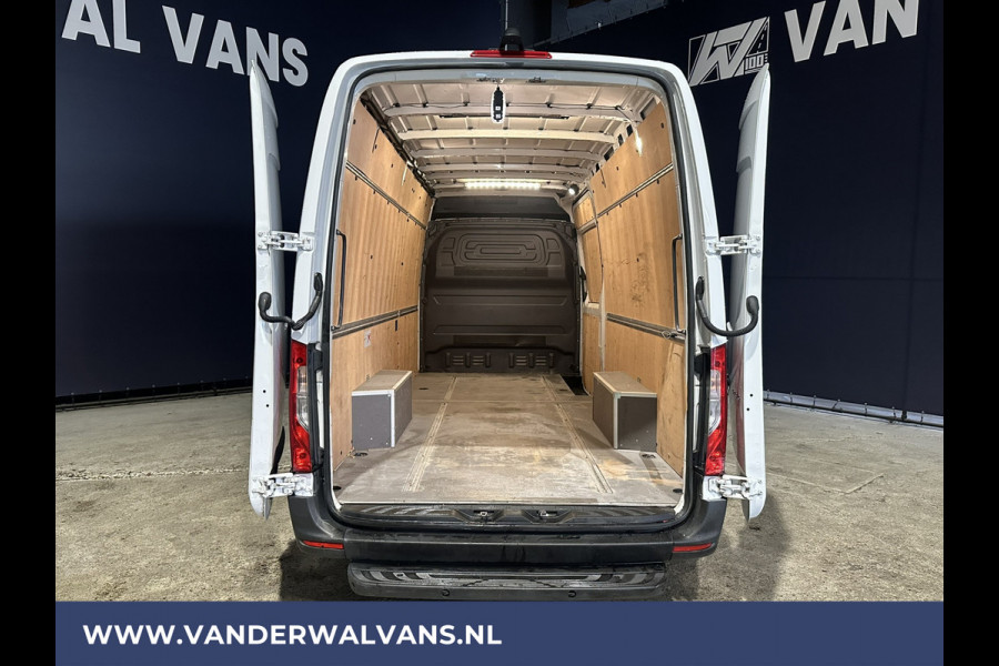 Mercedes-Benz Sprinter 315 CDI 150pk L3H2 Euro6 Airco | Navigatie | Camera | Apple Carplay Android Auto, cruisecontrol, Chauffeursstoel, Parkeersensoren, Stoelverwarming, Bijrijdersbank