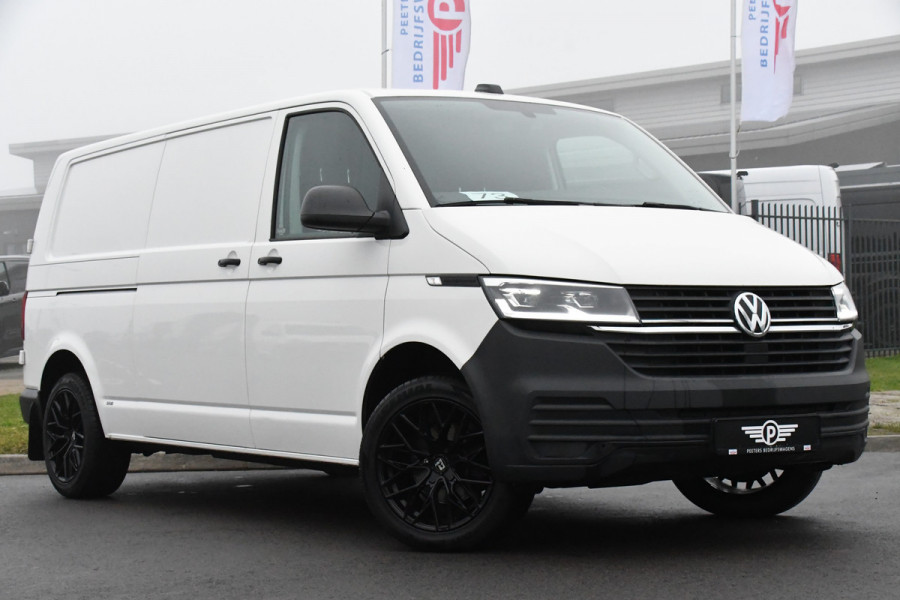 Volkswagen Transporter 2.0 TDI L2H1 30 PB Edition Cruise, Carplay, 150PK, Automaat, Sensoren, LED, PDC, 2 x Schuifdeur, Trekhaak, UNIEK!