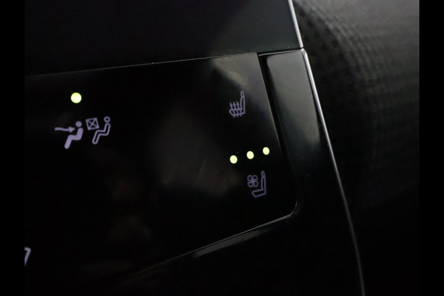 Toyota Bz4x Launch Edition Premium 71 kWh | Afneembare trekhaak | Panoramadak | Navigatie