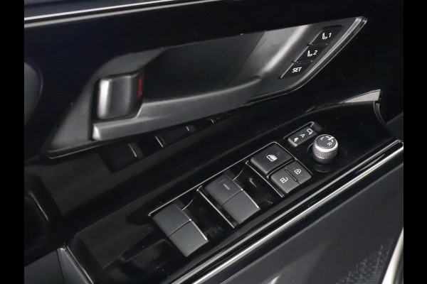 Toyota Bz4x Launch Edition Premium 71 kWh | Afneembare trekhaak | Panoramadak | Navigatie