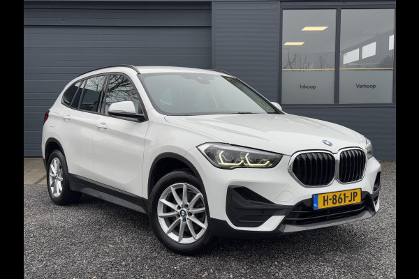 BMW X1 sDrive18i Executive Edition 2e Eigenaar,Navi,Clima,Cruise,PDC,Trekhaak,Weinig KM,Dealer Onderhouden,N.A.P,APK tot 11-2025