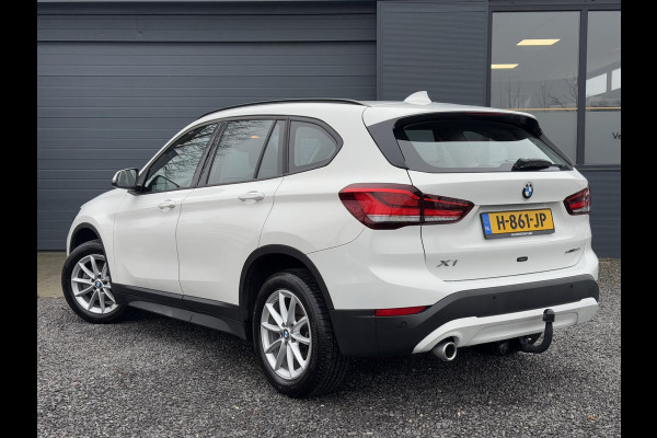 BMW X1 sDrive18i Executive Edition 2e Eigenaar,Navi,Clima,Cruise,PDC,Trekhaak,Weinig KM,Dealer Onderhouden,N.A.P,APK tot 11-2025