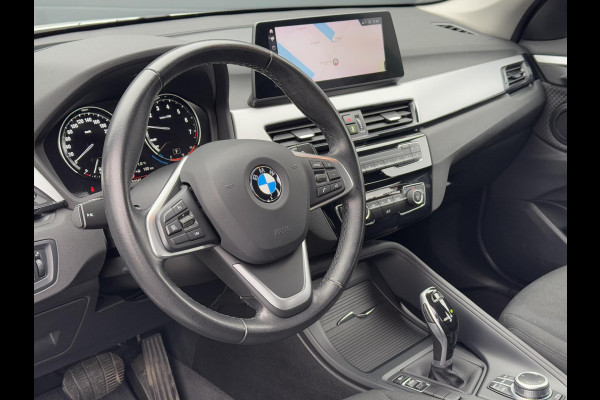 BMW X1 sDrive18i Executive Edition 2e Eigenaar,Navi,Clima,Cruise,PDC,Trekhaak,Weinig KM,Dealer Onderhouden,N.A.P,APK tot 11-2025