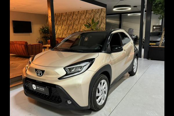 Toyota Aygo X 1.0 VVT-i S-CVT Envy Garantie Carplay Stoelverw Camera Lane Ass Stuur Ass Adoptieve Cruise Clima Navi Led Rijklaar