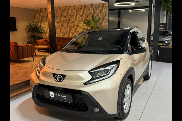 Toyota Aygo X 1.0 VVT-i S-CVT Envy Garantie Carplay Stoelverw Camera Lane Ass Stuur Ass Adoptieve Cruise Clima Navi Led Rijklaar