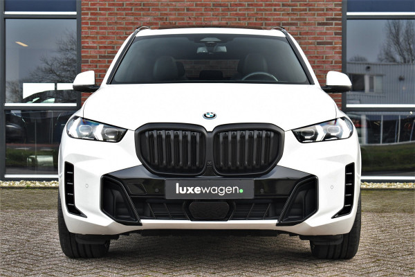 BMW X5 xDrive50e M-Sport Pano Trekh 360 22inch H/K Soft-close Gesture