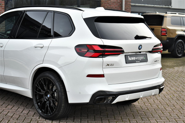 BMW X5 xDrive50e M-Sport Pano Trekh 360 22inch H/K Soft-close Gesture