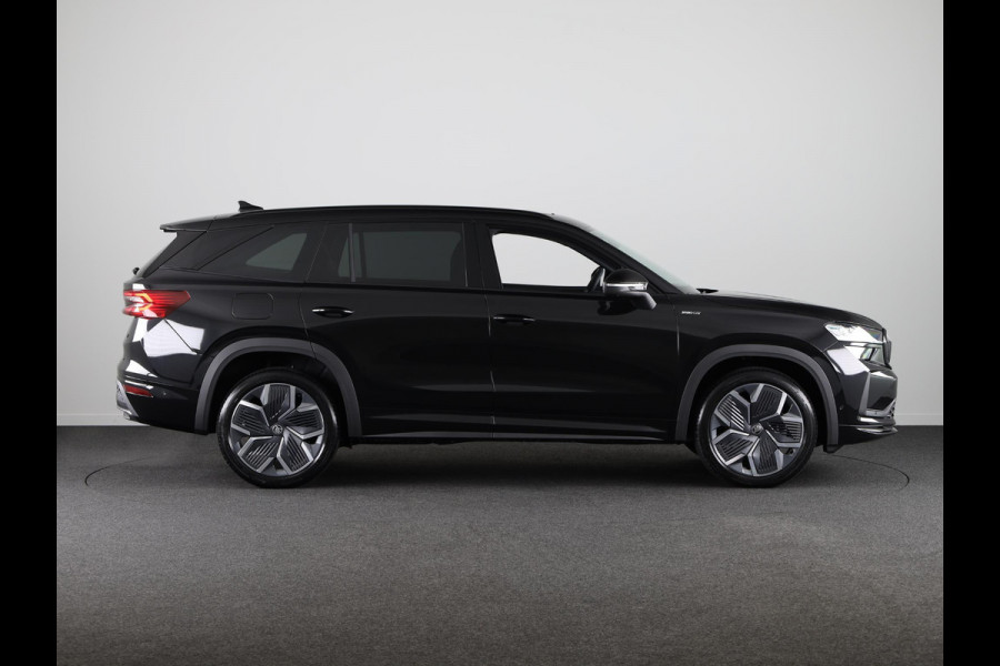 Škoda Kodiaq Sportline Business 1.5 TSI PHEV 204pk PHEV |Private lease vanaf € 933,- pm |   Panoramadak | Parkeer pakket | Dynamic chassis control | Trekhaak | Light & view | Comfort pakket