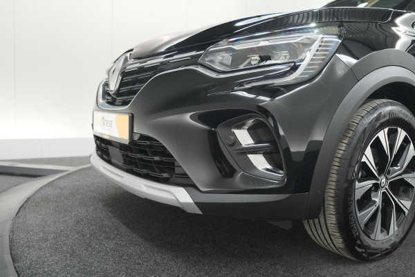 Renault Captur Mild Hybrid 140 EDC Techno | Schuif-/Kanteldak | Camera | 9.3 Inch Infotainmentscherm | Stoelverwarming