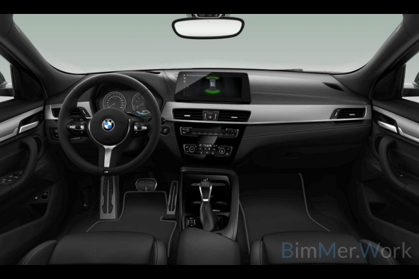 BMW X2 xDrive25e M-Sport M-zetels Pano HUD Camera El-klep 19inch