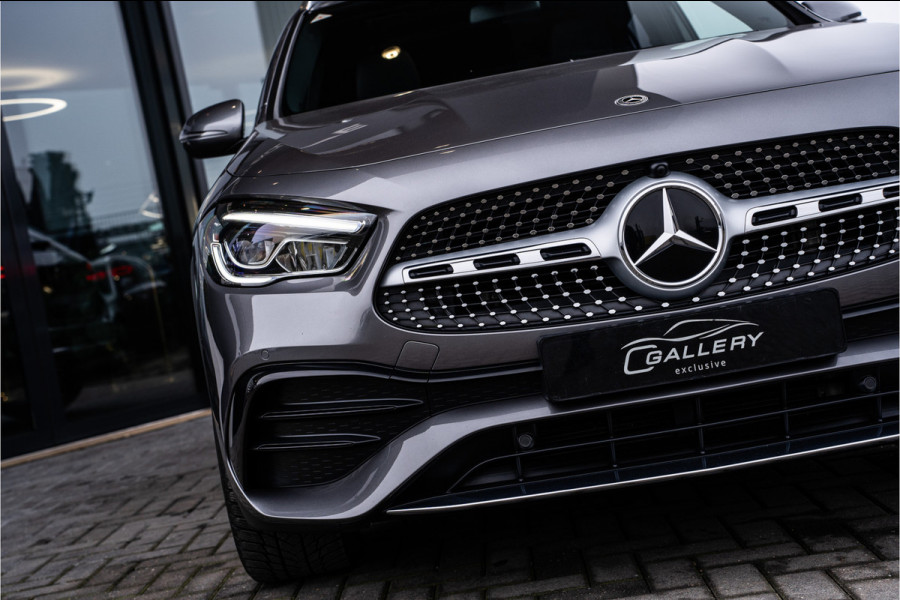 Mercedes-Benz GLA GLA200 AMG Line - Panorama | Carbon | Carplay | Sfeerverlichting