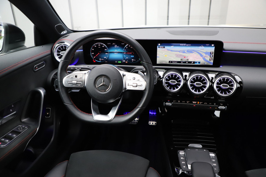 Mercedes-Benz CLA-Klasse 250e AMG | 218Pk | Pano | Sfeerverlichting | Burmester | Keyles-go | Multi-beam | Distronic | 2020.