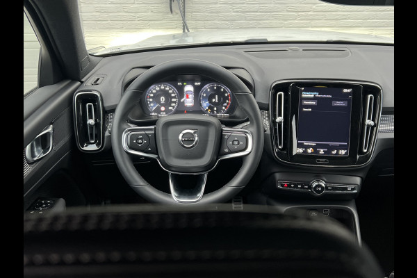 Volvo XC40 2.0 B4 AWD R-Design | Leder | Pano | Camera | LED