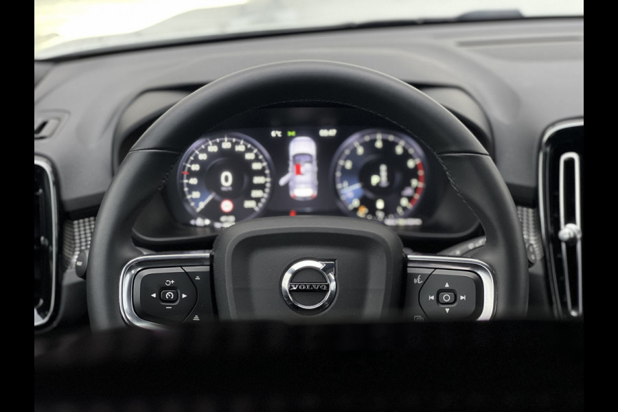 Volvo XC40 2.0 B4 AWD R-Design | Leder | Pano | Camera | LED