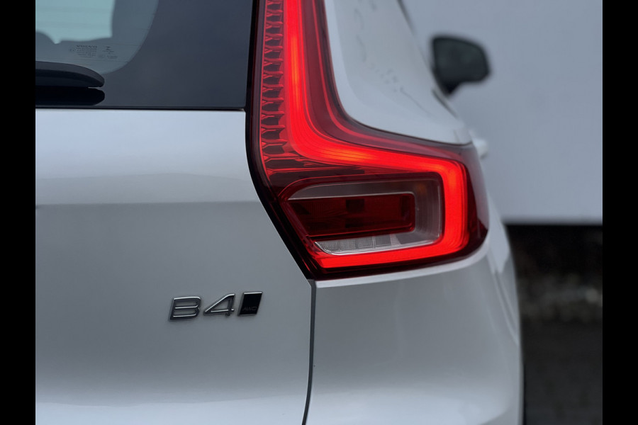 Volvo XC40 2.0 B4 AWD R-Design | Leder | Pano | Camera | LED