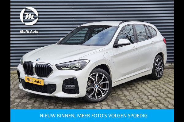 BMW X1 xDrive25e M Sport Plug In Hybrid Dealer O.H PHEV | Camera | 19"L.M | Head Up | Sportstoelen Verwarmd | DAB | Sfeerverlichting | Navi Full Map | Sportstuur |