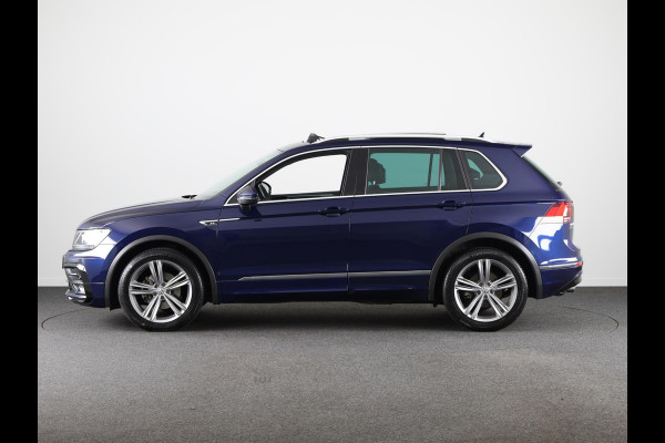 Volkswagen Tiguan 1.4 TSI ACT Highline 150 PK | Automaat (DSG) | R-Line | Panoramadak | Stoelverwarming | Digitaal dashboard | Camera