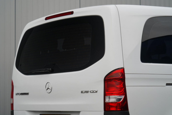 Mercedes-Benz Vito Tourer 109 BlueTEC Base Extra Lang / 9 Persoons / 30dkm NAP / Airco / Trekhaak / Ex. BTW & BPM