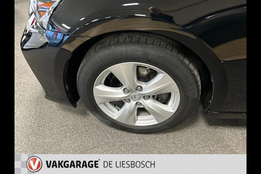 Lexus IS 300h Hybrid / Automaat / navi / boeken / origineel Ned zeer nette staat