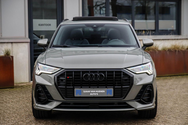 Audi Q3 35 TFSI 1.5TFSI S Line Pro Line S 150pk S-Tronic! Panoramadak|Virtual Cockpit|LED Matrix|Leder|B&O|Black|21inch|Trekhaak