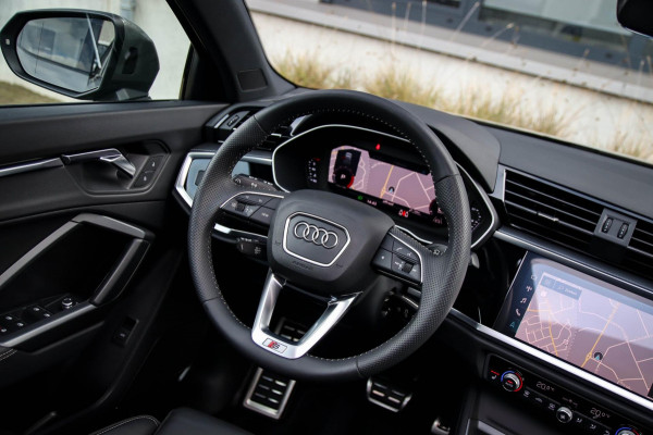 Audi Q3 35 TFSI 1.5TFSI S Line Pro Line S 150pk S-Tronic! Panoramadak|Virtual Cockpit|LED Matrix|Leder|B&O|Black|21inch|Trekhaak