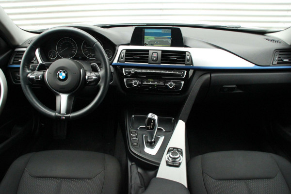 BMW 3-serie 320i Executive Sport Automaat 184 PK |NAVIGATIE, CRUISE, CLIMATE, BLUETOOTH, LED, PDC, DEALER ONDERHOUDEN|