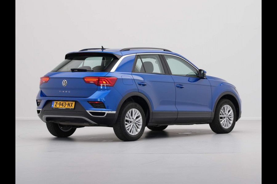 Volkswagen T-Roc 1.5 TSI 150pk DSG Style Navigatie Clima Pdc Acc 110
