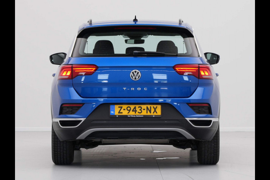Volkswagen T-Roc 1.5 TSI 150pk DSG Style Navigatie Clima Pdc Acc 110