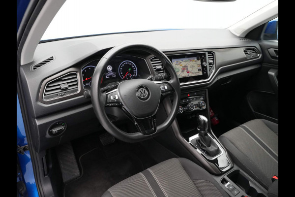 Volkswagen T-Roc 1.5 TSI 150pk DSG Style Navigatie Clima Pdc Acc 110