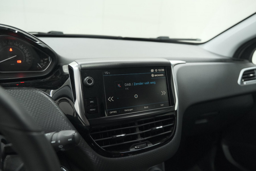 Peugeot 2008 PureTech 82 Blue Lion | Parkeersensoren | Apple Carplay | Navigatie | Airco