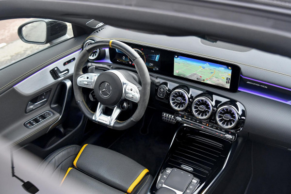 Mercedes-Benz CLA-Klasse AMG 45 S 4MATIC+ Aero, Perf stuur, Pano, Schaal, Memory, Koeling, 360, HUD, Burm, Keyless, Dodeh, CarPlay