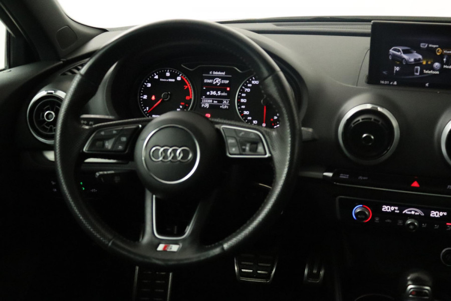 Audi A3 Sportback 35 TFSI CoD Sport S Line Edition Automaat (PANORAMADAK, NAVIGATIE, PDC, CRUISE, NL-AUTO, GOED ONDERHOUDEN)