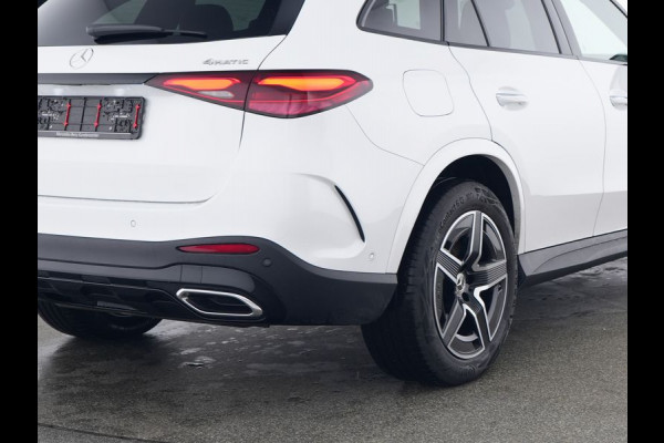 Mercedes-Benz GLC 300 e 4M AMG Plug-In Hybride | AMG Styling | Trekhaak | Night Pakket | Panorama Schuif-Kanteldak | DC Laden | Stuur en Stoelverwarming | Inclusief 24 maanden MB Certified garantie voor Europa.