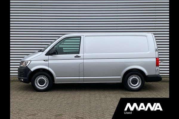 Volkswagen Transporter 2.0TDI L1H1 150pk Automaat Highline Leder Airco Sensoren Cruise CarPlay Navi Sortimo-Inrichting Verwarmde-Voorruit