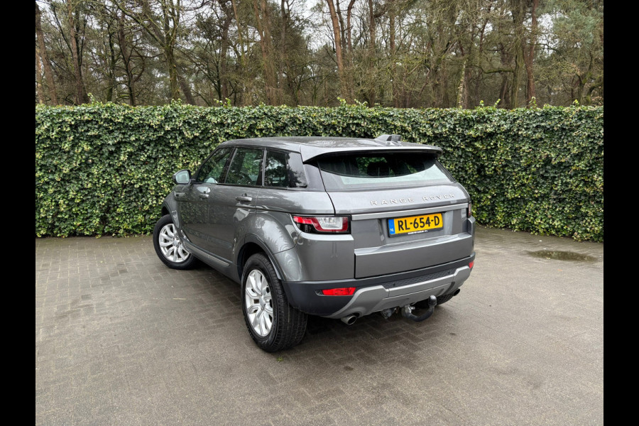 Land Rover Range Rover Evoque 2.0 TD4 Urban Series SE | Panorama | LED | Camera | Cruise Controle | Navigatie Clima | Trekhaak |