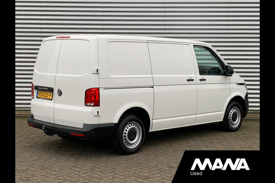 Volkswagen Transporter 2.0 TDI L1H1 Airco Bluetooth Trekhaak Bijrijdersbank Cruise LaadruimteBekleding 12V Airbag