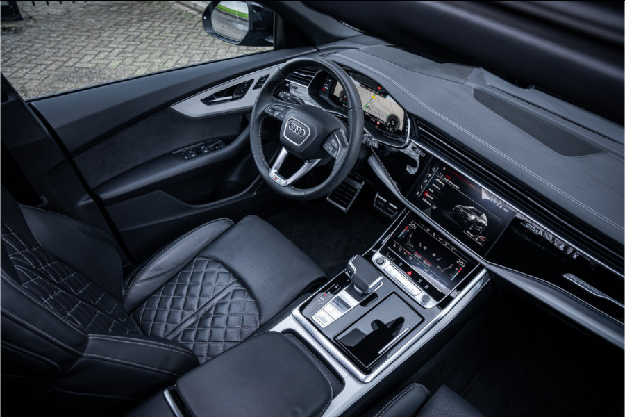 Audi Q8 55 TFSI e quattro Pro Line S - Panodak - B&O - 22inch HUD - Matrix - Massage - Stoelventilatie - S-line Diamond Stitch