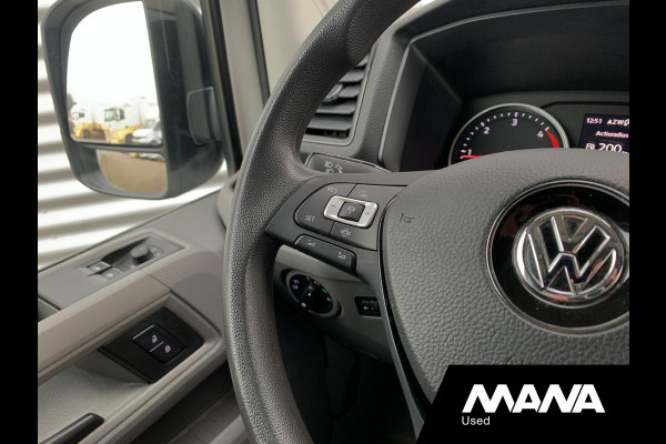 Volkswagen Crafter 35 3.180 180pk Automaat TDI L3H3 Highline Adaptive-Cruise 360Sensoren Camera Airco Verwarmde-Stoel/Voorruit/Spiegel CarPlay Trek