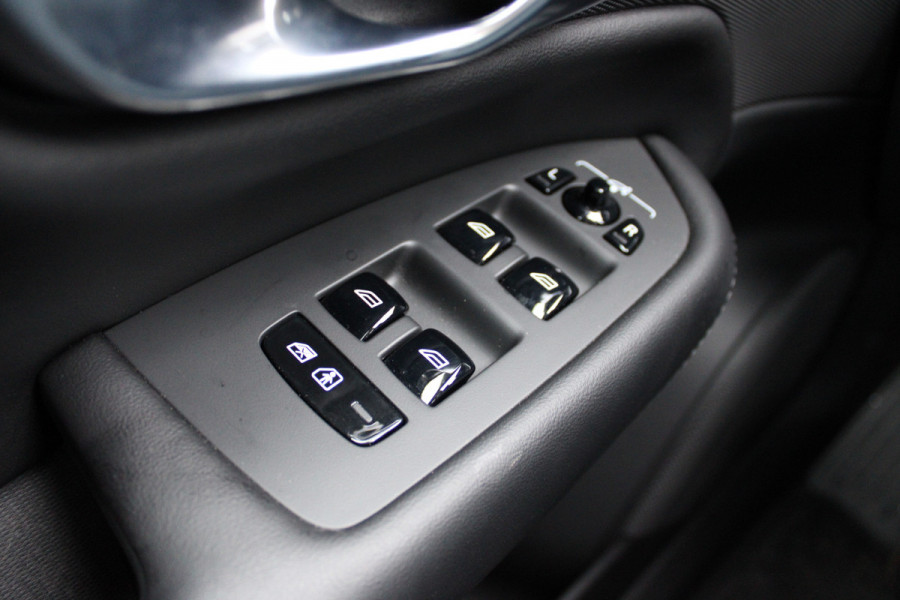 Volvo XC90 2.0 T8 Plug-in hybrid AWD Plus Bright | Trekhaak | Panoramadak | Long Range | H&K | 360 Camera