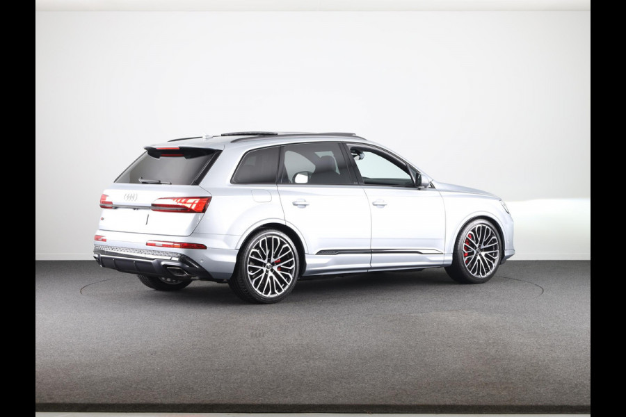 Audi Q7 55 TFSI e quattro Pro Line S Panoramadak, comfortsleutel, trekhaak, optiekpakket zwart plus, Bang&Olufsen soundsysteem, assistentiepakket tour, assistentiepakket parking plus