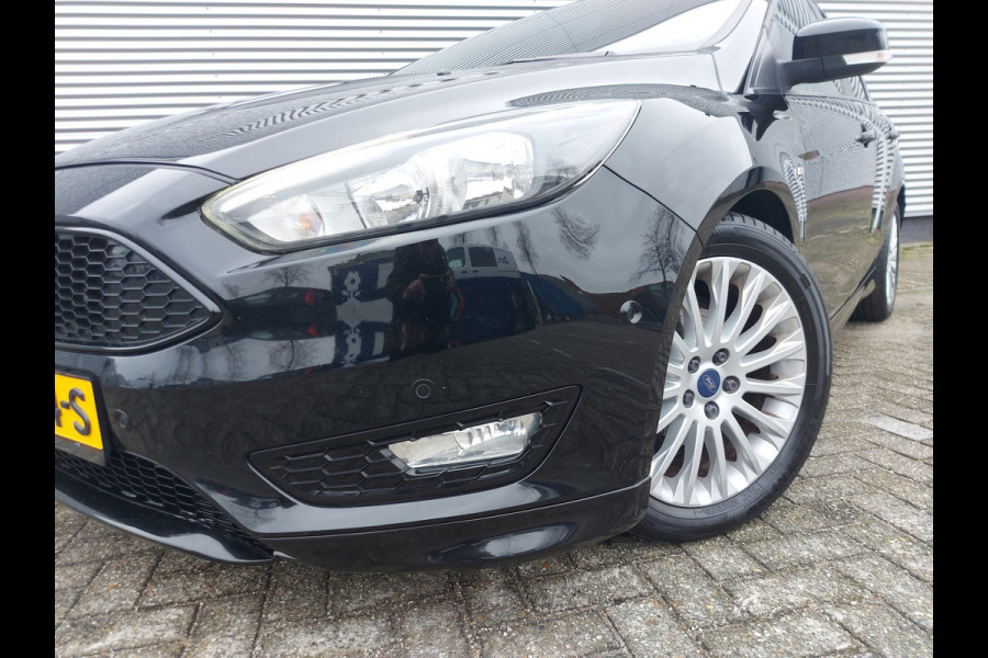 Ford FOCUS Wagon 1.0 ST-Line, airco,navigatie,stoel/stuurverwarming,parkeersensoren,