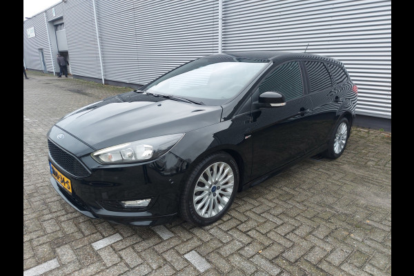 Ford FOCUS Wagon 1.0 ST-Line, airco,navigatie,stoel/stuurverwarming,parkeersensoren,