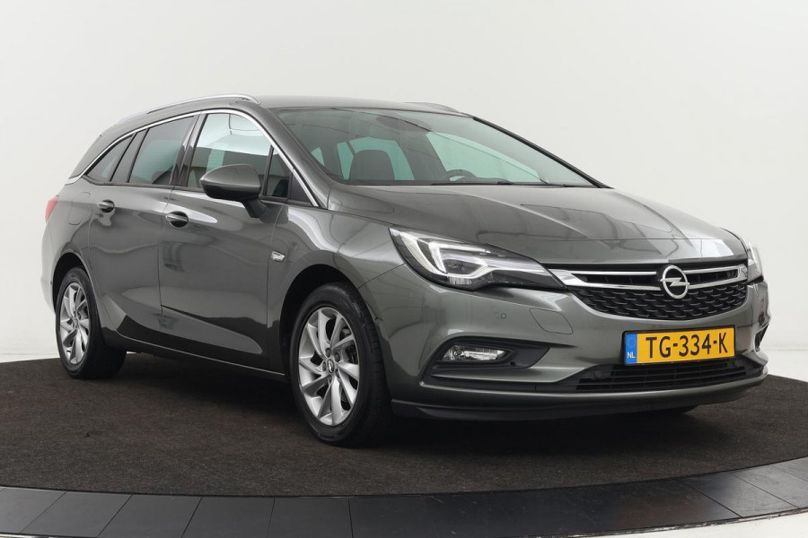 Opel Astra 1.4 Turbo Innovation | Trekhaak | Matrix LED | Carplay | Camera | Navigatie | Keyless | Climate control | Comfortstoelen