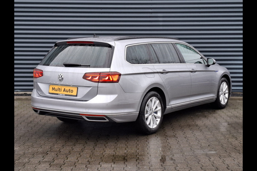 Volkswagen Passat Variant 1.4 TSI GTE Plug In Hybrid 218pk PHEV | Panodak | Adaptive Cruise | Sportstoelen Verwarmd | Apple Carplay | Navigatie | Camera | Virtual | IQ Light | DAB |