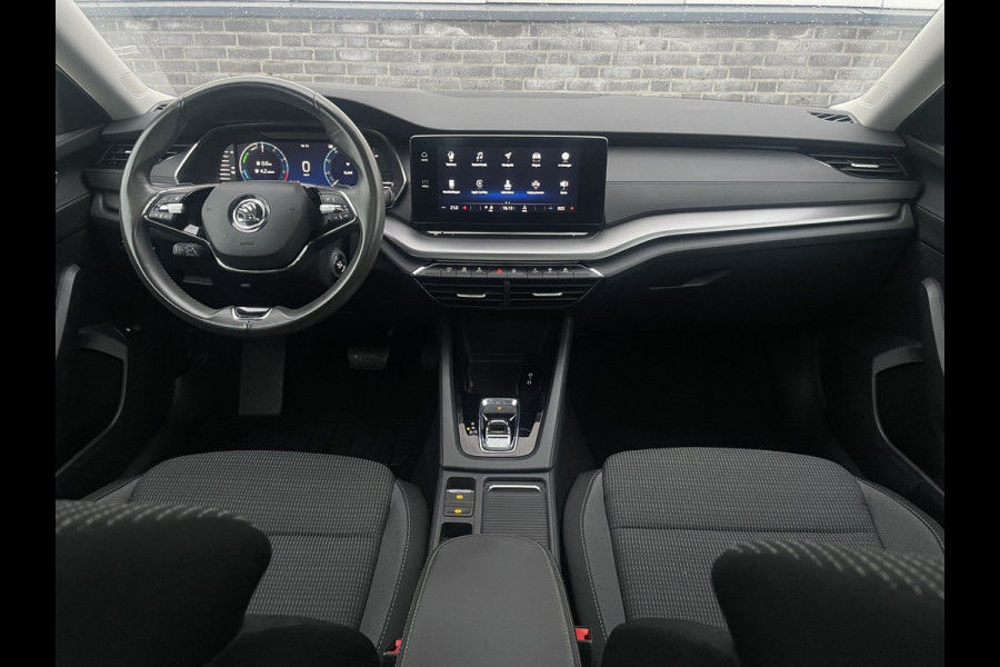 Škoda Octavia Combi 1.4 TSI iV PHEV Business Edition | Pano | Navi | LED | Camera | Carplay