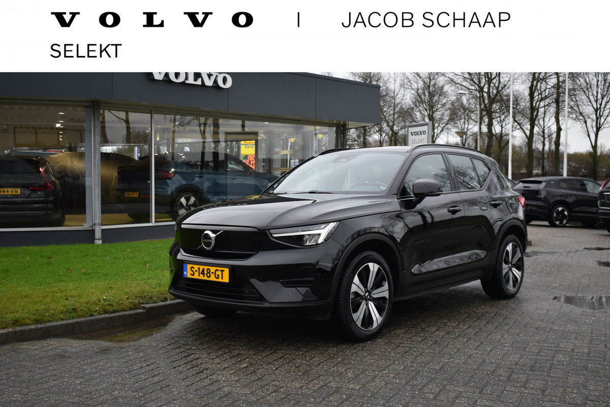 Volvo XC40 Recharge Core 70 kWh | Trekhaak | Interieur voorverwarming/(koeling) | Climate pack |