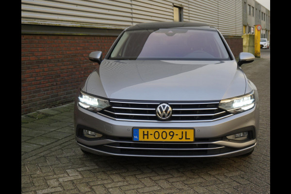 Volkswagen Passat 1.5 TSI 150PK Facelift/Panodak/Trekhaak /Rijklaarprijs!!