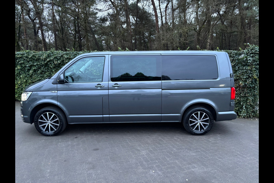 Volkswagen Transporter 2.0 TDI L2H1 DC Highline | Leder | Schuifdak | 2x Schuifdeur | Camera | Adapt. Cruise | Trekhaak |